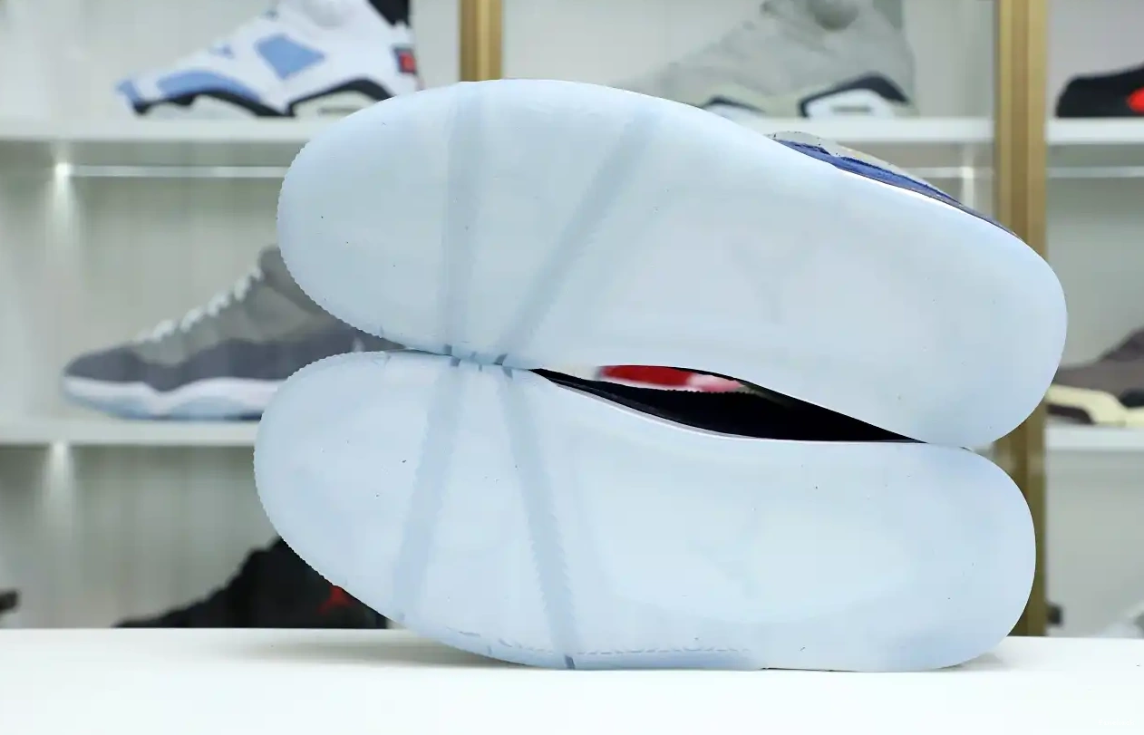 4 Jordan Jordan Air 0422